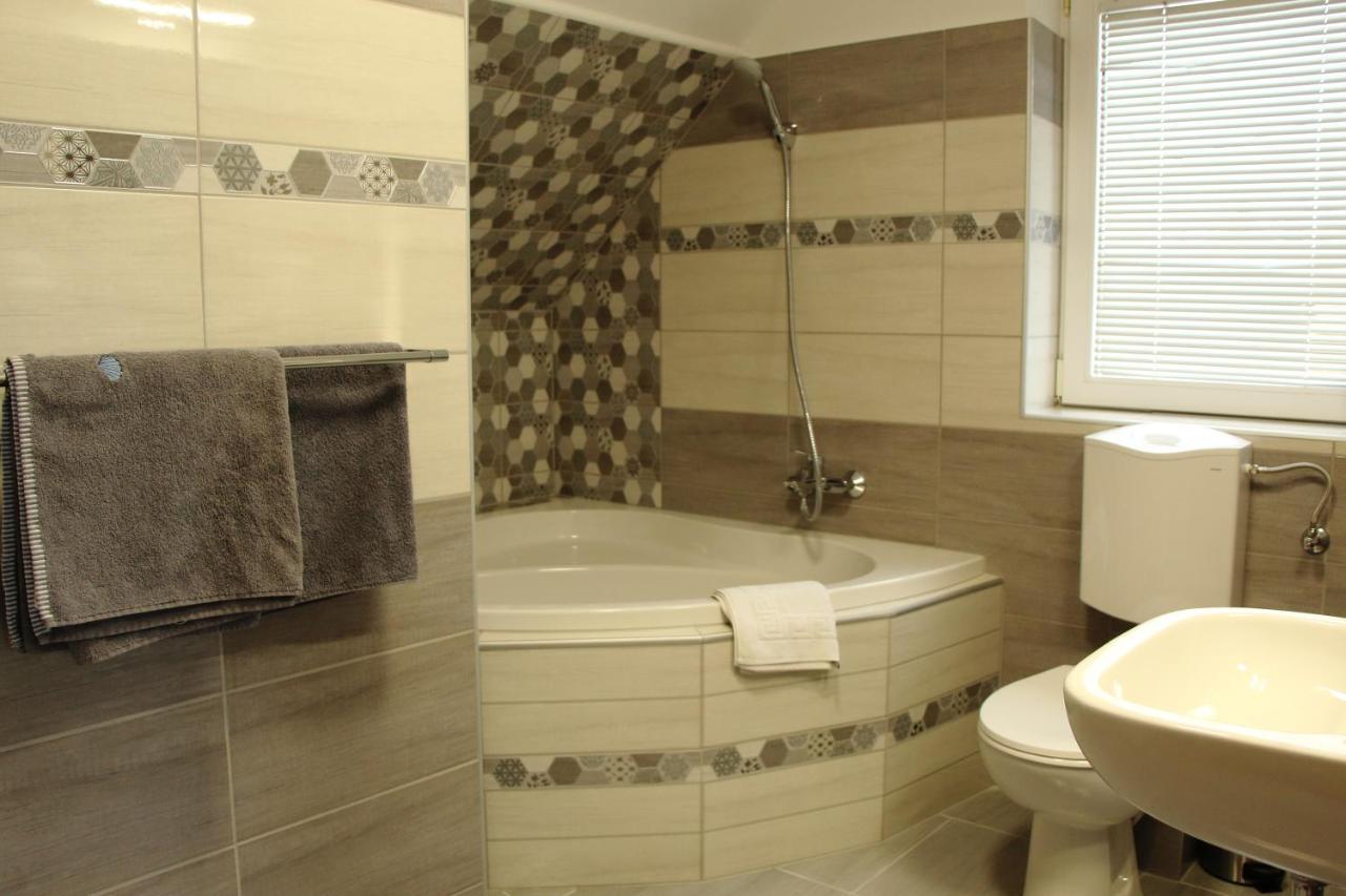 Bed and Breakfast Hegylanc Fogado Sotony Zewnętrze zdjęcie